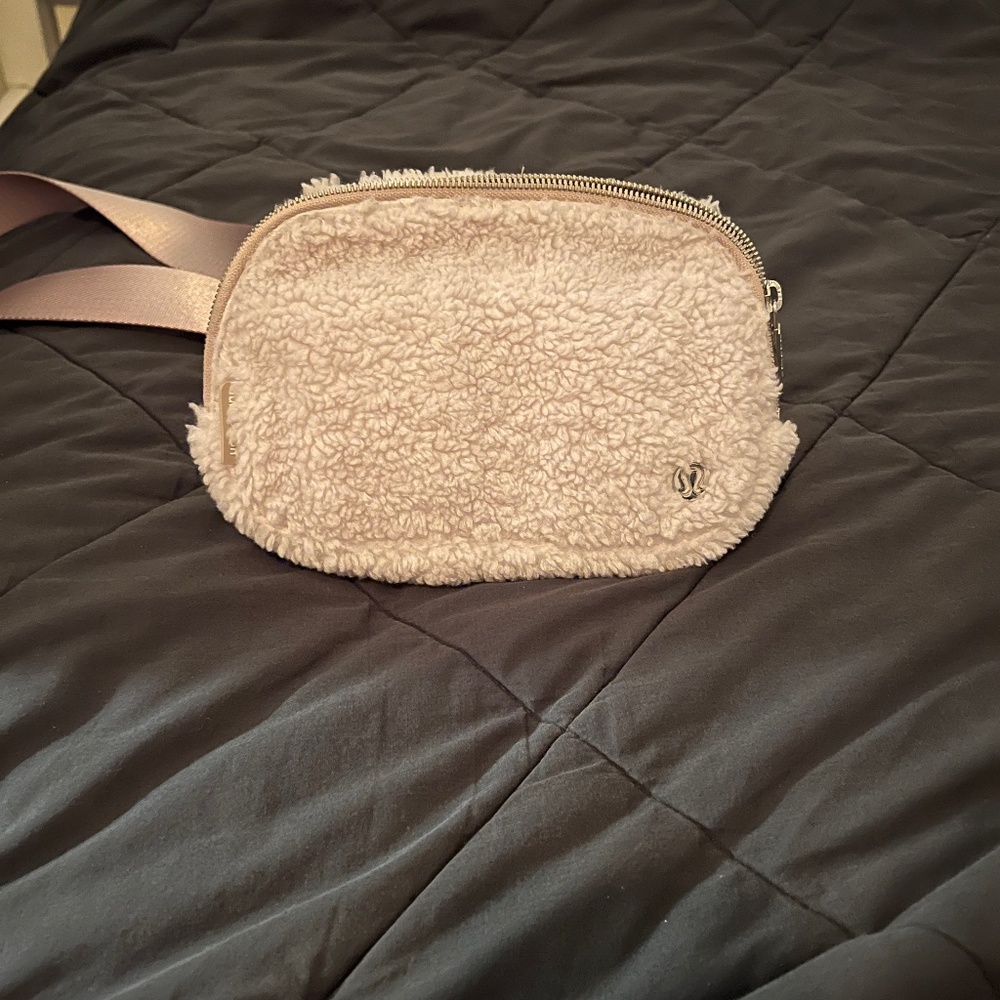 Lululemon Belt Bag